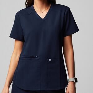 Fabletics Three-Pocket V-Neck Mode Scrub Top Size Small